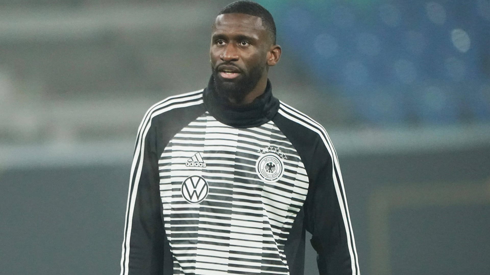 Antonio Rüdiger: Der Nationalspieler trat als Pizzabote in Erscheinung.