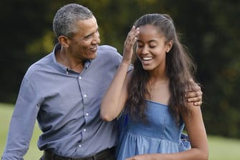 Barack Obama mit Malia: Sie ist die älteste Tochter des ehemaligen US-Präsidenten.