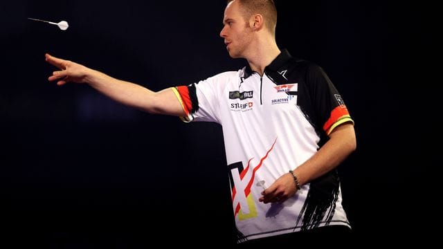 Max Hopp ist in der zweiten Runde der Darts-WM ausgeschieden. Max Hopp ist in der zweiten Runde der Darts-WM ausgeschieden.