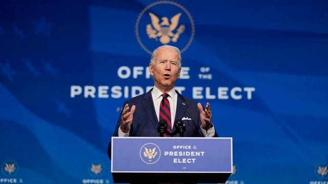Der designierte US-Präsident Joe Biden stellt im "The Queen" Theater in Wilmington sein Klima- und Energieteam vor. Der designierte US-Präsident Joe Biden stellt im "The Queen" Theater in Wilmington sein Klima- und Energieteam vor.