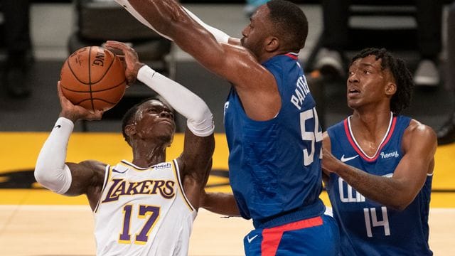 Startet mit den Los Angeles Lakers in die neue NBA-Saison: Dennis Schröder (l). Startet mit den Los Angeles Lakers in die neue NBA-Saison: Dennis Schröder (l).