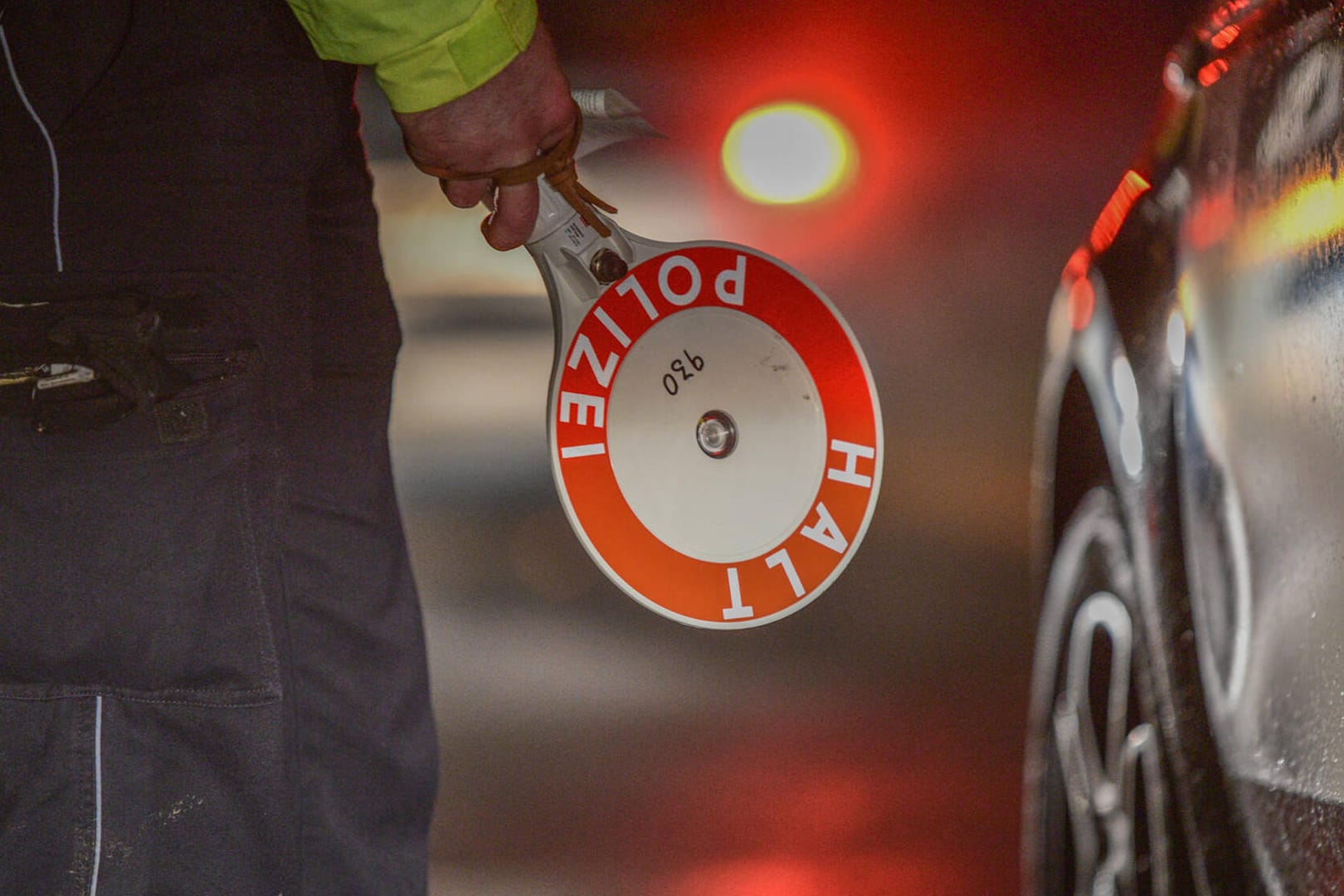 Nächtliche Polizeikontrolle: "Ein solches Phänomen habe ich in meiner langen Polizeilaufbahn noch nicht gesehen".