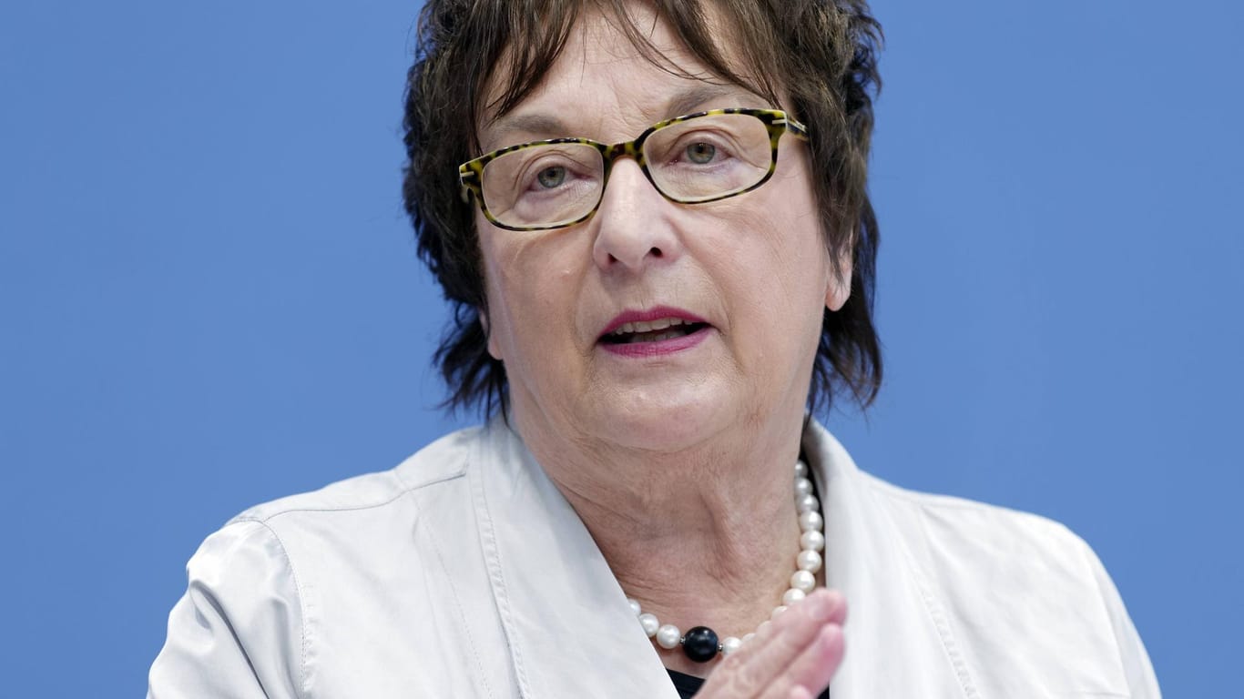 Brigitte Zypries: Beim Tischtennisbund soll die SPD-Politikerin künftig die Einhaltung des Ethik-Codes überwachen.