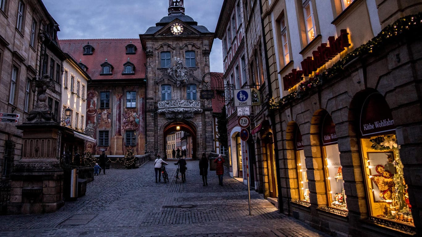 Innenstadt von Bamberg: Wegen des Lockdowns sind fast keine Fußgänger unterwegs.