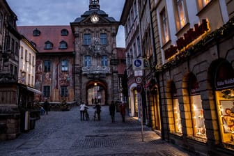 Innenstadt von Bamberg: Wegen des Lockdowns sind fast keine Fußgänger unterwegs.