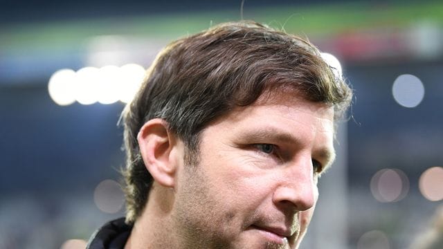 Hat seinen Vertrag beim SC Freiburg verlängert: Sport-Vorstand Jochen Saier. Hat seinen Vertrag beim SC Freiburg verlängert: Sport-Vorstand Jochen Saier.