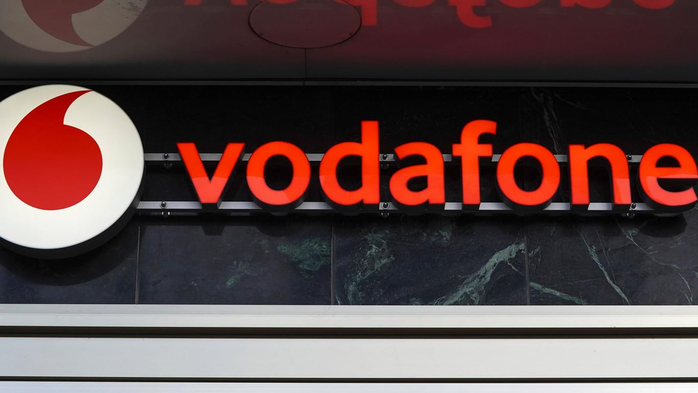 Vodafone-Logo (Symbolbild): Der Telekommunikationskonzern kann den Rest von Kabel Deutschland übernehmen.