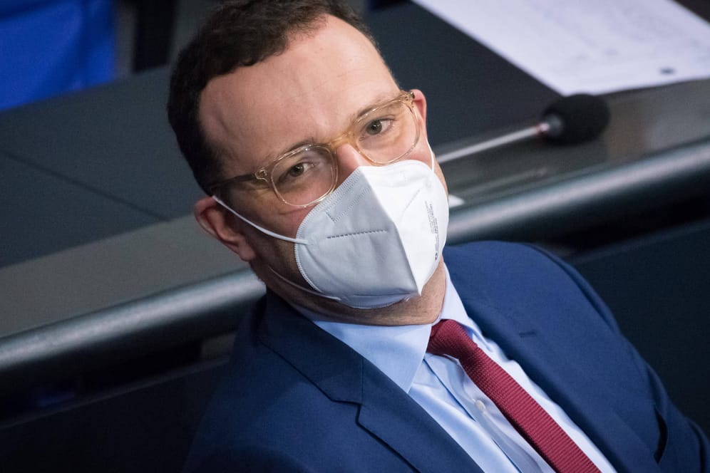 Jens Spahn: Der Bundesgesundheitsminister hat bei der Beschaffung der Masken Fehler eingeräumt.