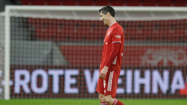 Bleibt trotz der Wahl zum Weltfußballer bescheiden: Bayern-Torjäger Robert Lewandowski. Bleibt trotz der Wahl zum Weltfußballer bescheiden: Bayern-Torjäger Robert Lewandowski.