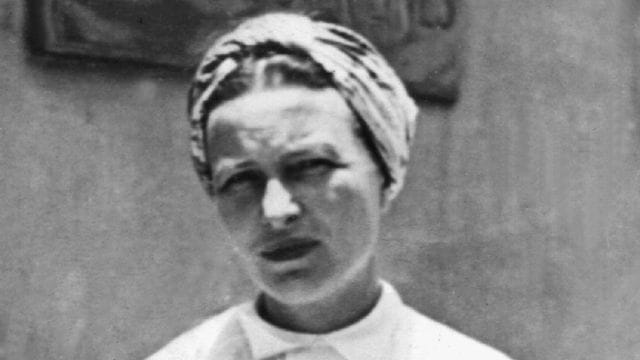 Die Schriftstellerin und Frauenrechtlerin Simone de Beauvoir 1950 in Dakar.