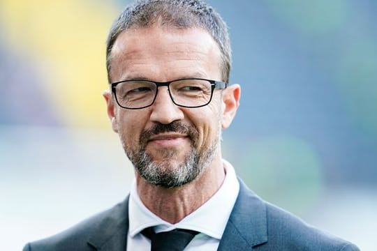 "Andere Sportler spielen auch durch", sagt Fredi Bobic über die in diesem Jahr kürzere Winterpause.