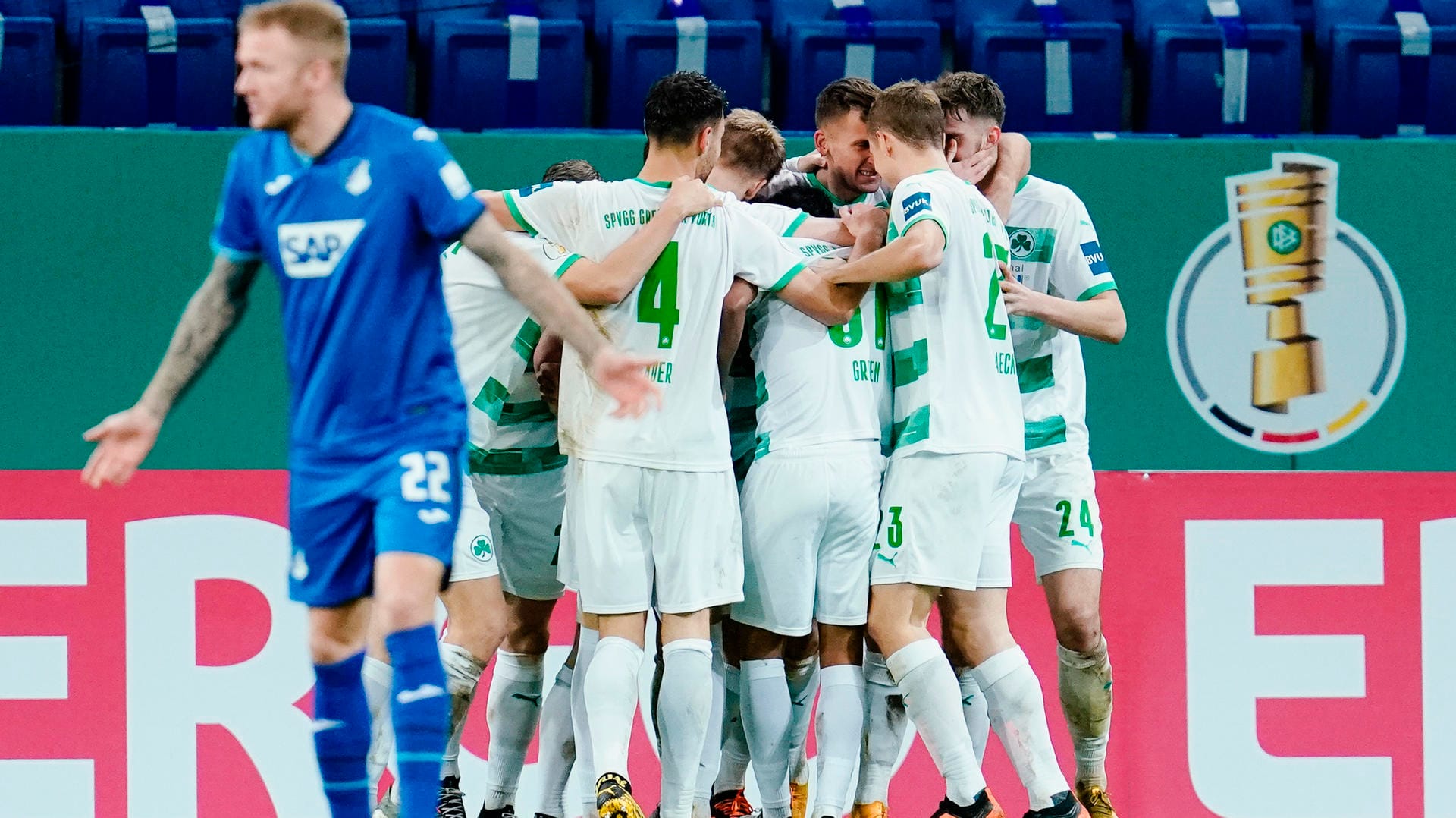 DFB-Pokal: Greuther Fürth setzte sich gegen Bundesligist Hoffenheim durch.