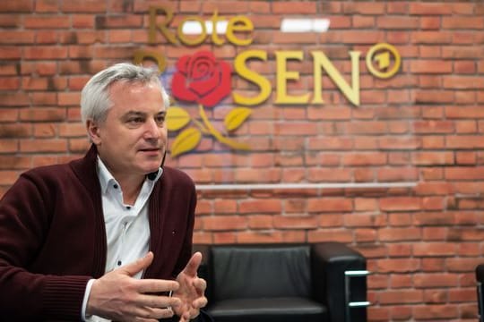 Produzent Jan Diepers muss mit dem "Rote Rosen"-Team den Rückstand aufholen.