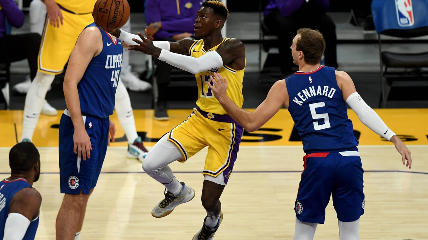 DDennis Schröder im Spiel gegen die Clippers: Für die Lakers feierte der deutsche Nationalspieler ein gelungenes Debüt.