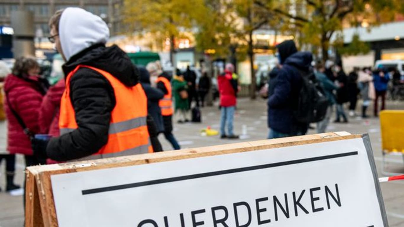 Querdenken-Demo gegen die Corona-Einschränkungen in Berlin Ende November.