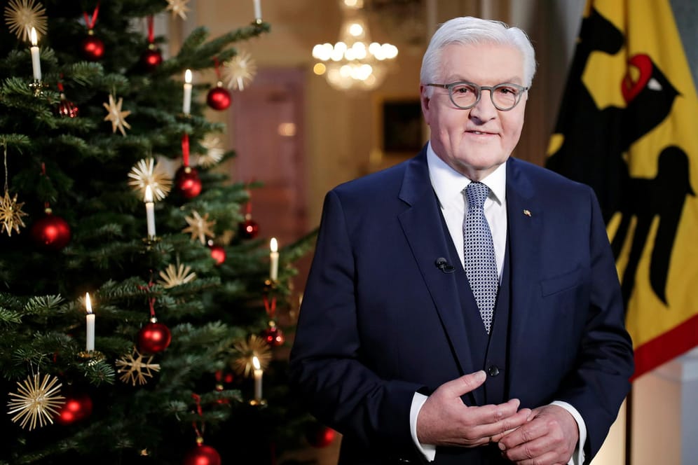 Bundespräsident Steinmeier: Die Aufzeichnung der traditionellen Weihnachtsansprache fand wie üblich im Schloss Bellevue in Berlin statt.