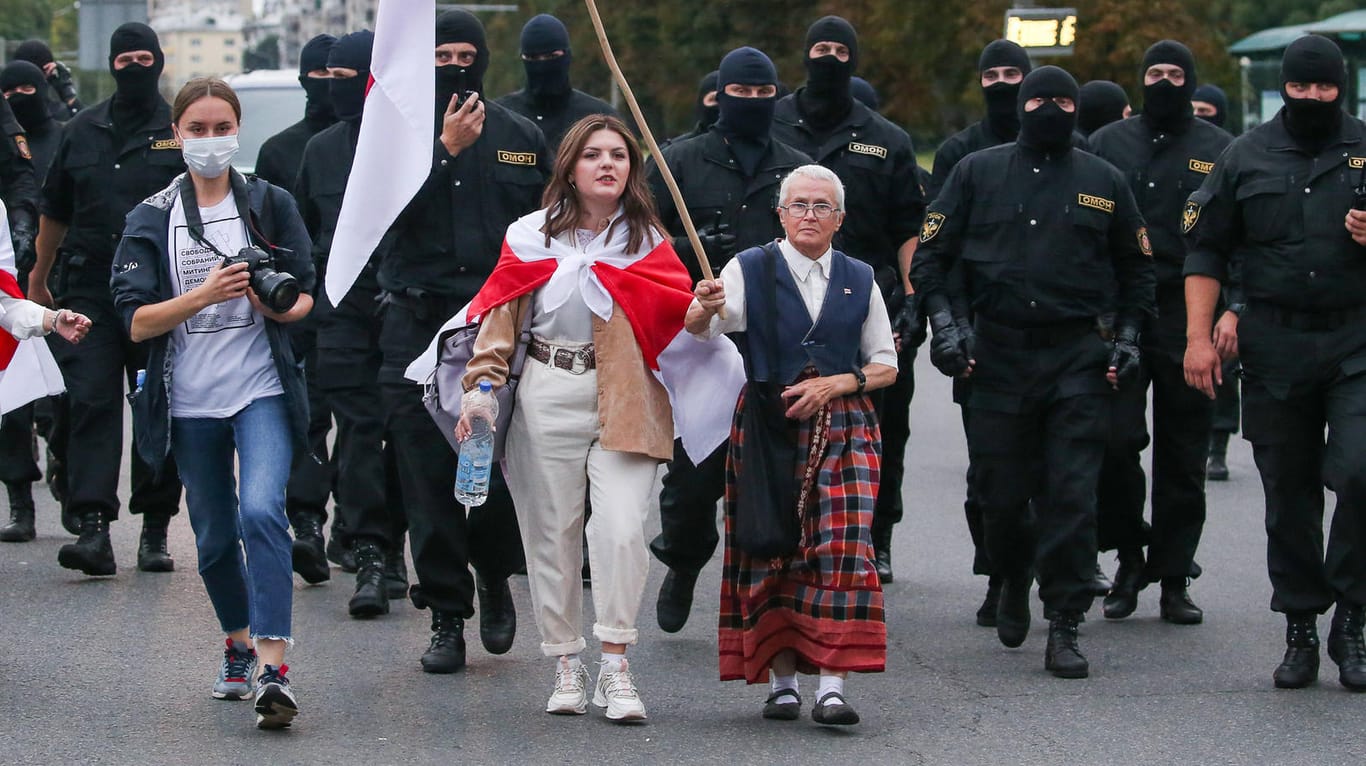 In all dem Leid, das die belarussische Bevölkerung in diesem Jahr ertragen musste, wurde eine Frau zur Heldin der Protestbewegung gegen Machthaber Lukaschenko: Nina Baginskaja.