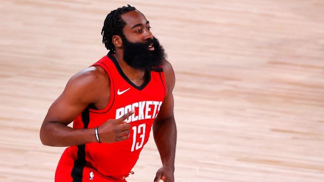 Der Saisonstart der Housten Rockets um Superstar James Harden gegen Oklahoma wurde verschoben. Der Saisonstart der Housten Rockets um Superstar James Harden gegen Oklahoma wurde verschoben.