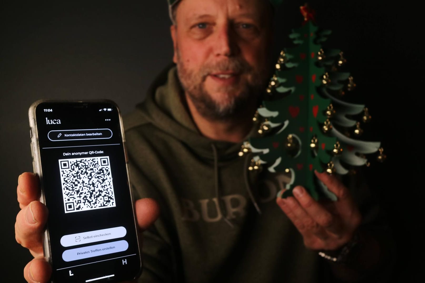 Was geht App? Rapper Smudo von den Fantastischen Vier hat den Weihnachtswunsch, dass die Politik die App Luca unterstützt, die bei gesunkenen Corona-Zahlen ein weiterer Schritt in Richtung Normalität sein kann. Kontaktnachverfolgung wird erheblich erleichtert.