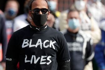 Formel-1-Weltmeister Lewis Hamilton bezieht klar Stellung: "Black lives Matter".