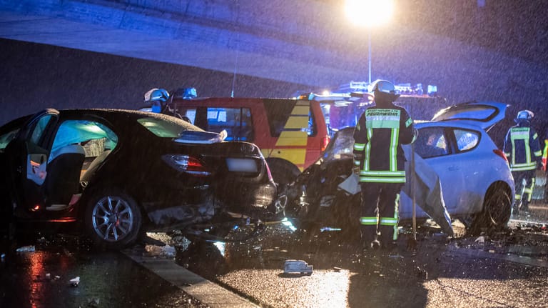 Autobahn 66: Am Heiligen Abend kam es zu einem schweren Unfall.