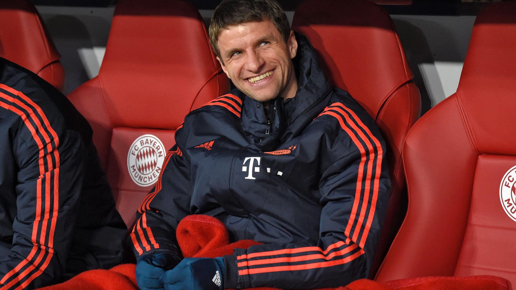 Thomas Müller: Der Bayern-Stürmer gab einen Weihnachtsklassiker zum Besten.