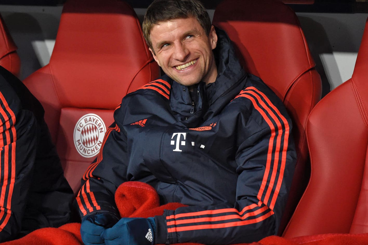 Thomas Müller: Der Bayern-Stürmer gab einen Weihnachtsklassiker zum Besten.