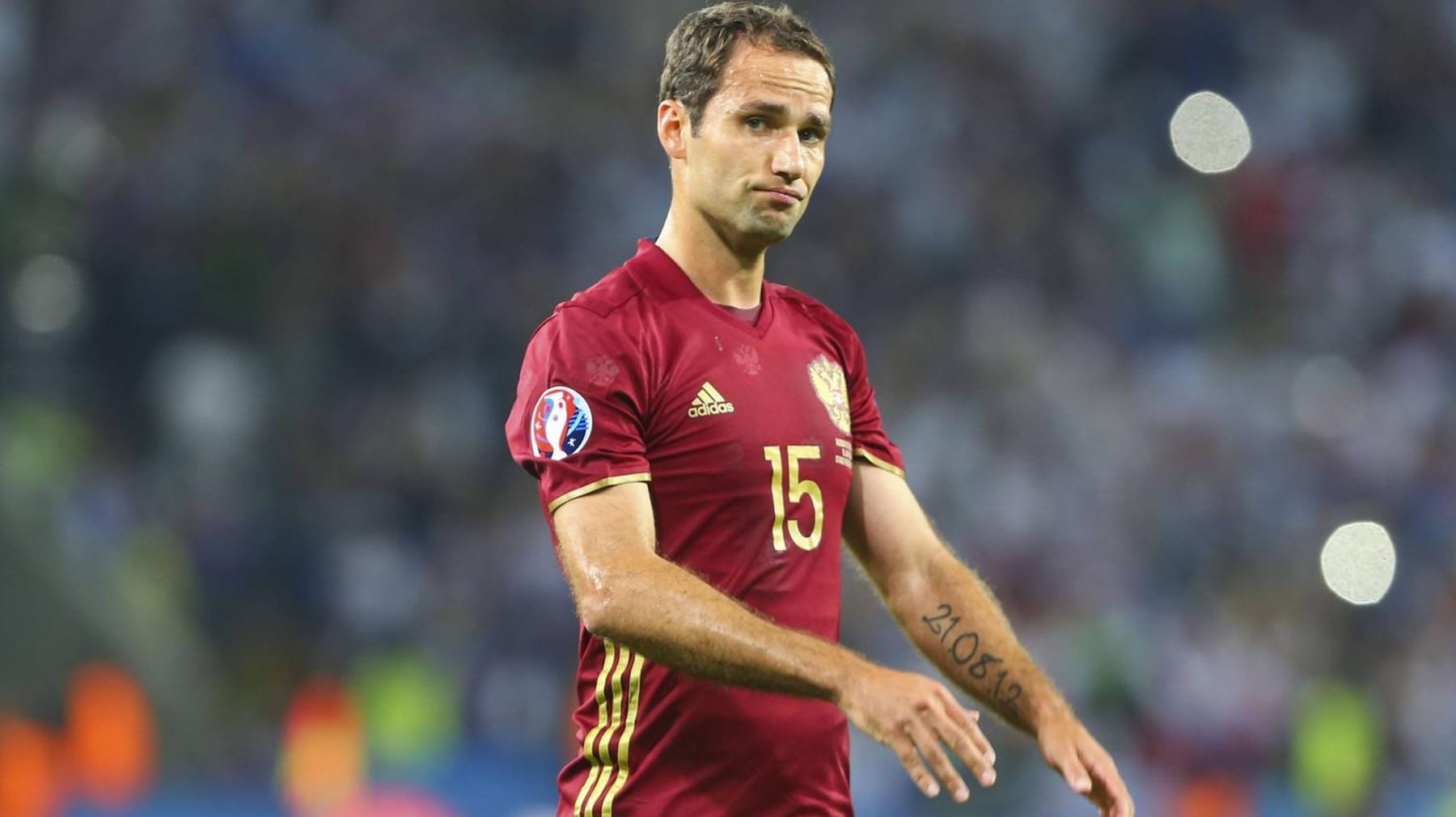 Fußball Russland ExProfi Roman Shirokov nach SchiriAttacke verurteilt