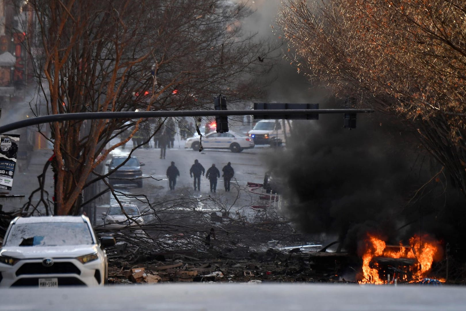 Der explodierte Wagen in Nashville: Über der Innenstadt hat sich schwarzer Rauch gebildet.