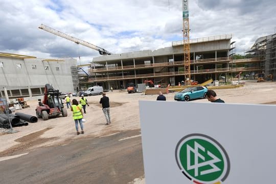 Der Bezug der DFB-Akademie wird wohl erst im Jahr 2022 stattfinden.