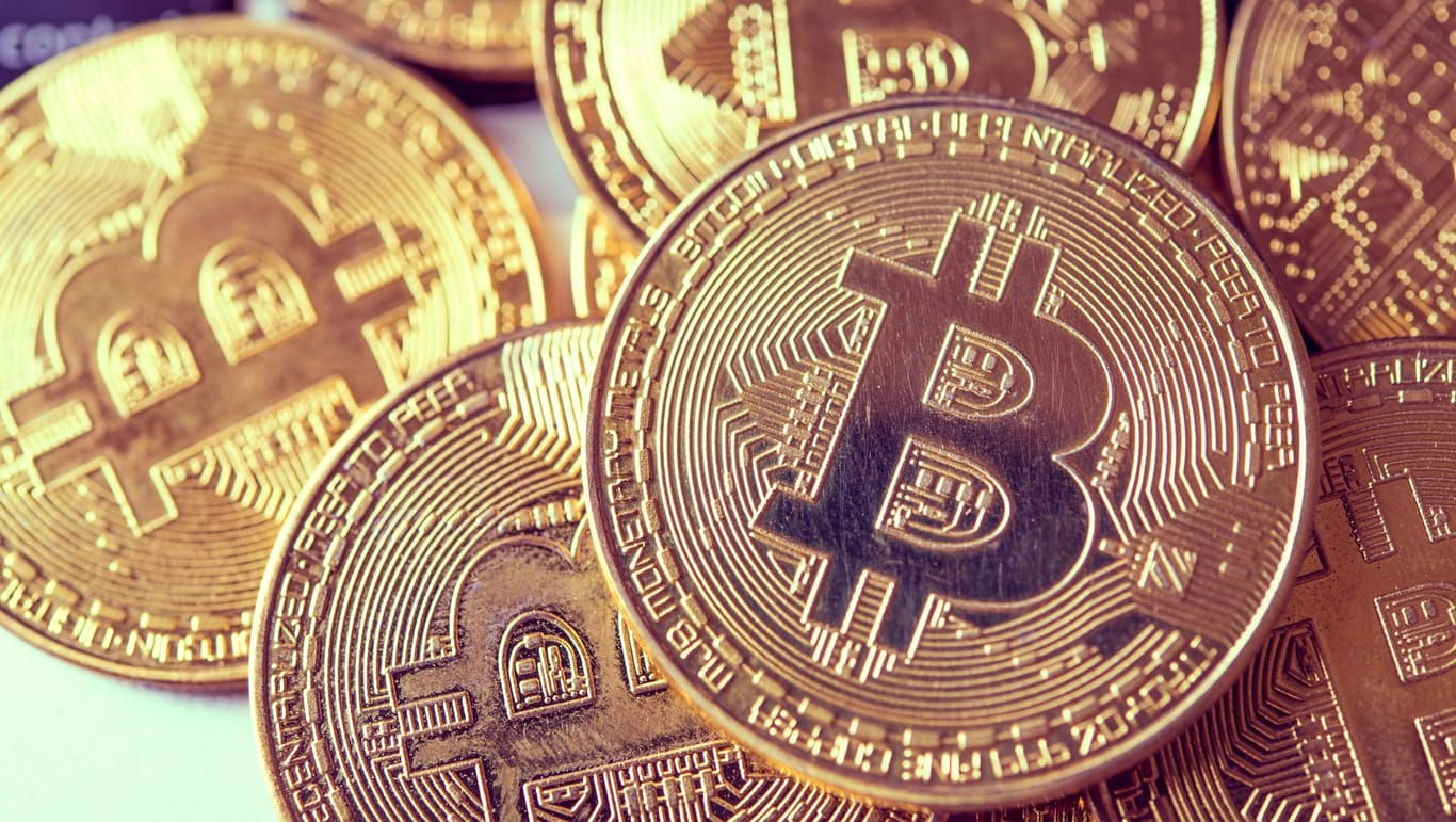 Bitcoin (Symbolbild): Die bekannte Kryptowährung erreicht einen neuen Höchststand.
