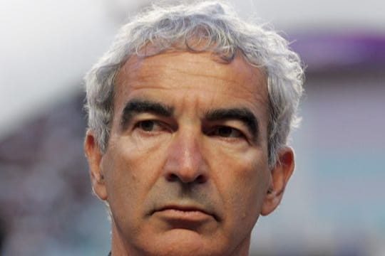 Ex-Frankreich-Trainer Raymond Domenech übernimmt den FC Nantes.