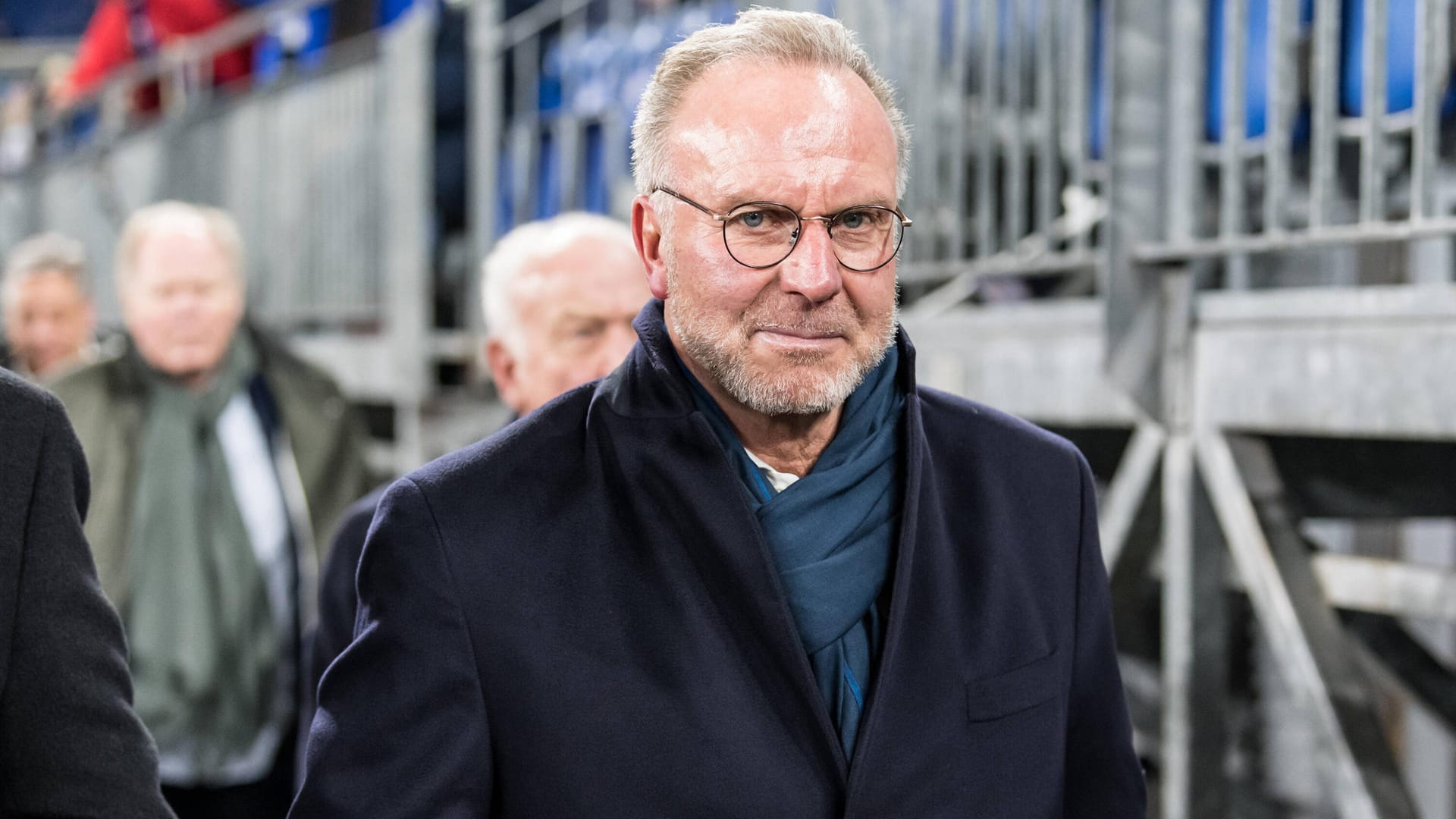 Karl-Heinz Rummenigge im Titelrausch: Bayerns Vorstandsboss durfte in dieser Saison unter anderem den Champions-League-Pokal, die Meisterschale sowie den DFB-Pokal gen Himmel strecken.