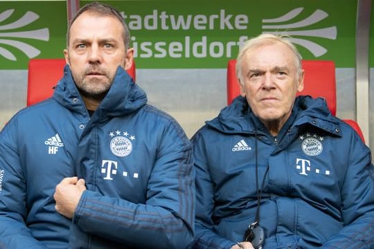 Hat eine sehr hohe Meinung vor Bayern-Coach Hansi Flick (l): Co-Trainer Hermann Gerland.