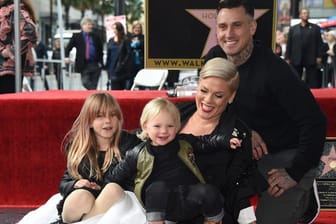 Pink hat im letzten Jahr einen Stern auf dem Hollywood Walk of Fame bekommen.