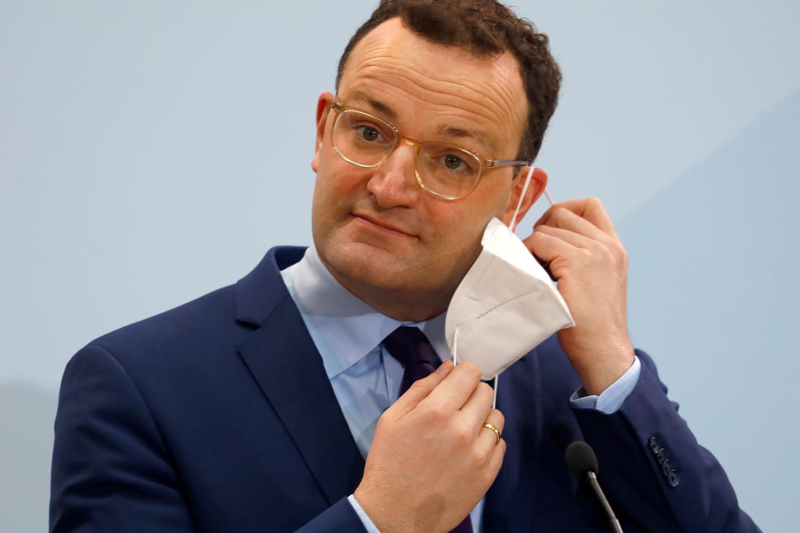 Jens Spahn: Der Gesundheitsminister widersprach unrealistischen Erwartungen an die Impfstoff-Produktion (Archivbild).