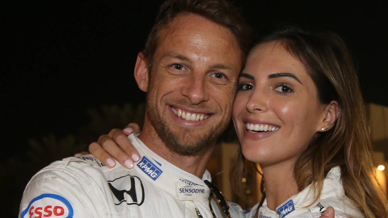 Jenson Button und seine Verlobte Brittny Ward: Die beiden haben bereits einen gemeinsamen Sohn. Jenson Button und seine Verlobte Brittny Ward: Die beiden haben bereits einen gemeinsamen Sohn.