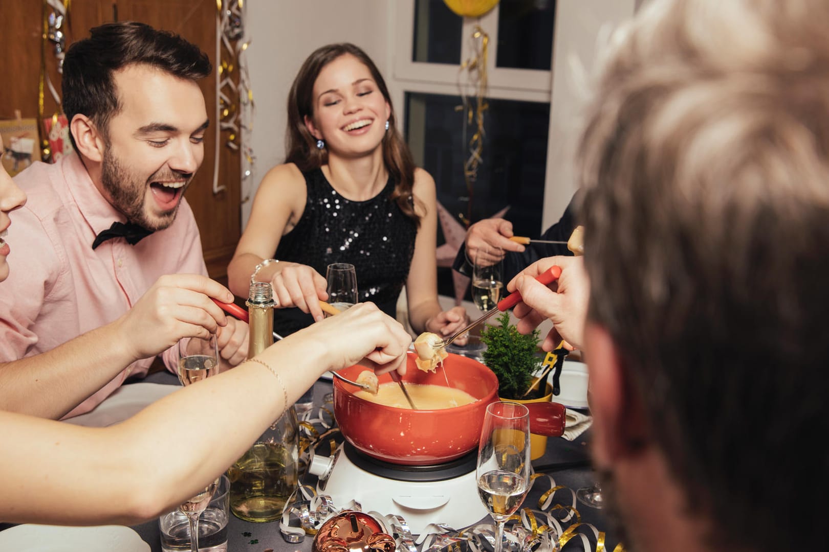 Silvesterparty: In diesem Jahr gelten strenge Kontaktbeschränkungen in Deutschland.