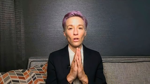 Hält die umstrittene Regel 50 des IOC, die politischen Protest verbietet, für falsch: Megan Rapinoe. Hält die umstrittene Regel 50 des IOC, die politischen Protest verbietet, für falsch: Megan Rapinoe.