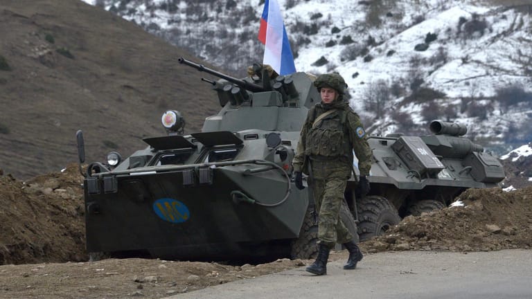 Russische Soldaten in Bergkarabach: Sie sollen den Frieden in der umkämpften Region sichern.