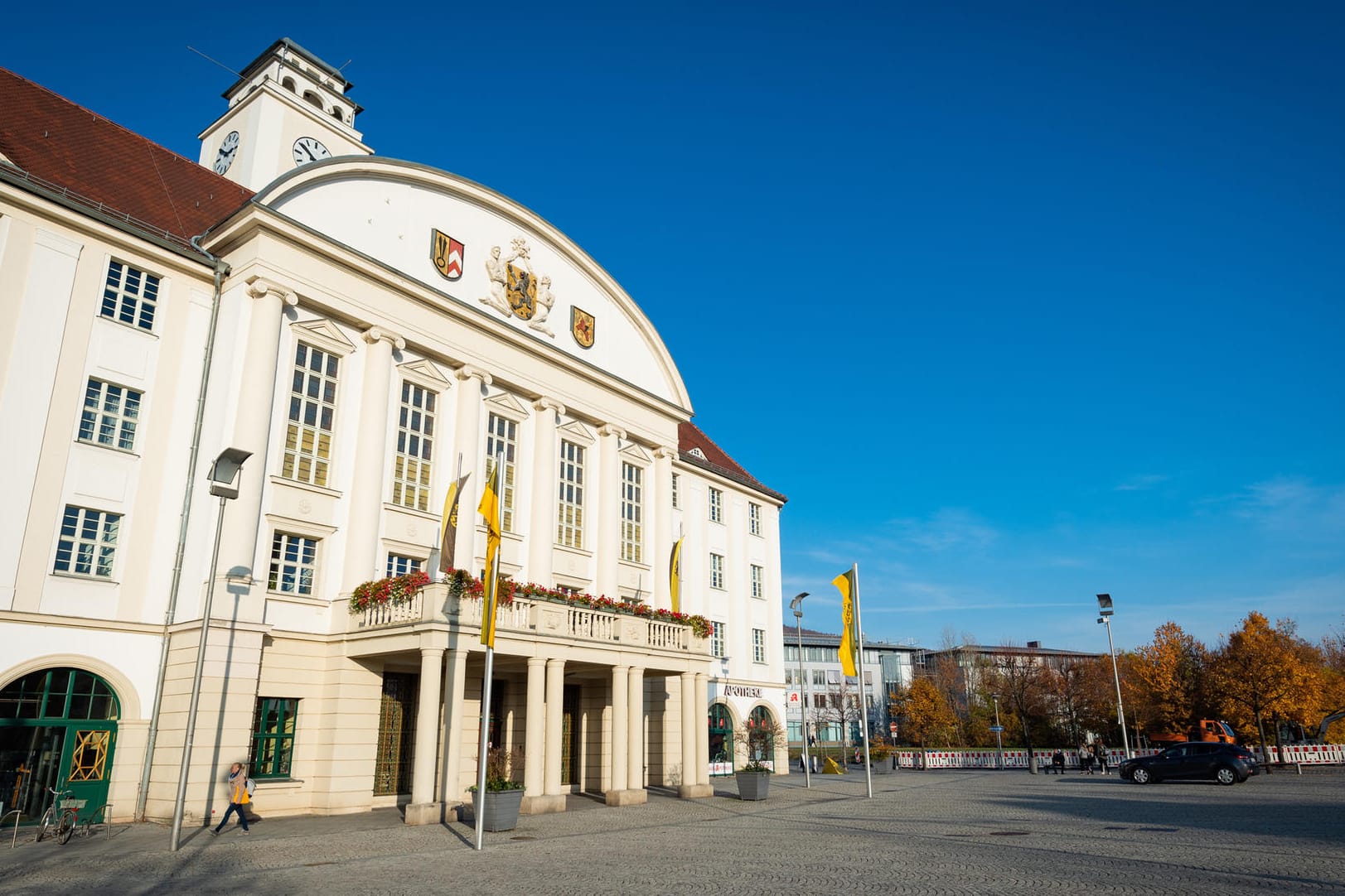 Rathaus in Sonneberg: Der Landkreis ist mit rund 58.000 Einwohnern der kleinste in Thüringen (Archivbild).