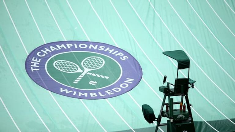 Wegen der Coronavirus-Pandemie fällt das Tennis-Turnier erstmals seit dem Zweiten Weltkrieg in Wimbledon aus.