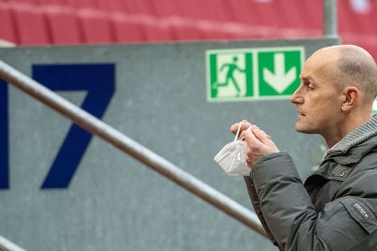 Sehnt sich nach Spielen vor vollen Rängen: FCA-Coach Heiko Herrlich.