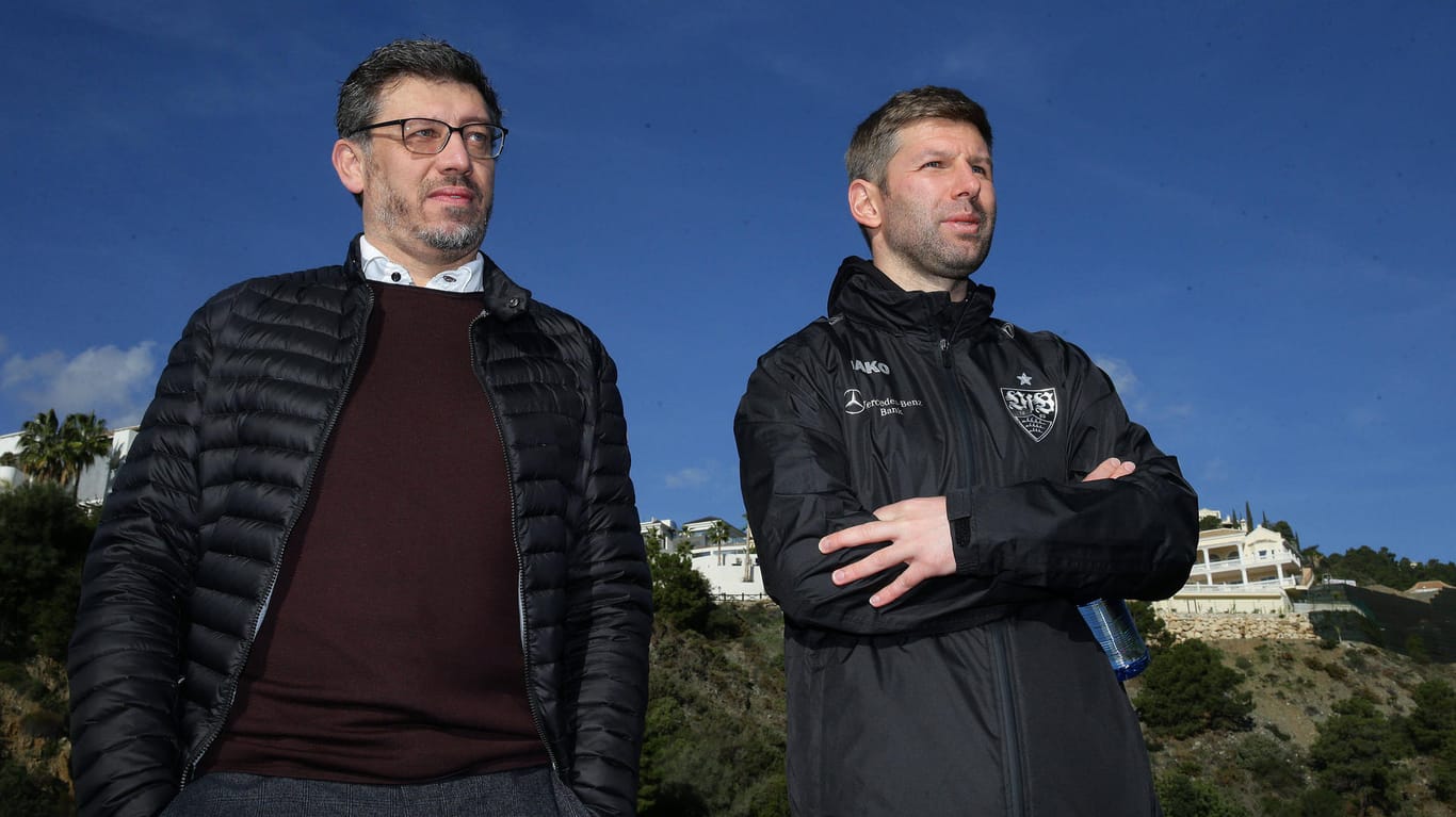 Claus Vogt (l.) und Thomas Hitzlsperger: Der Ex-Nationalspieler will beim VfB Stuttgart für das Präsidentenamt, das Vogt aktuell inne hat, kandidieren.