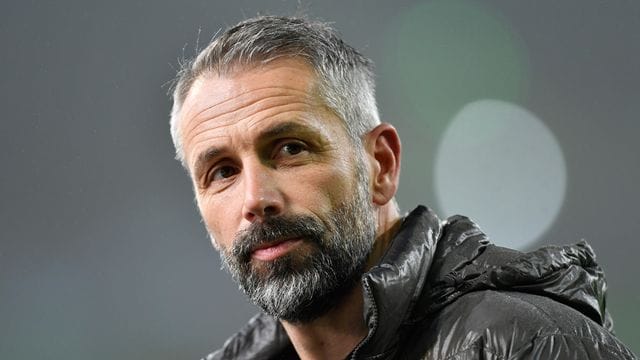 Borussia Mönchengladbachs Trainer Marco Rose hält in der Coronavirus-Pandemie nichts von einer Impfpflicht für Fußball-Profis. Borussia Mönchengladbachs Trainer Marco Rose hält in der Coronavirus-Pandemie nichts von einer Impfpflicht für Fußball-Profis.
