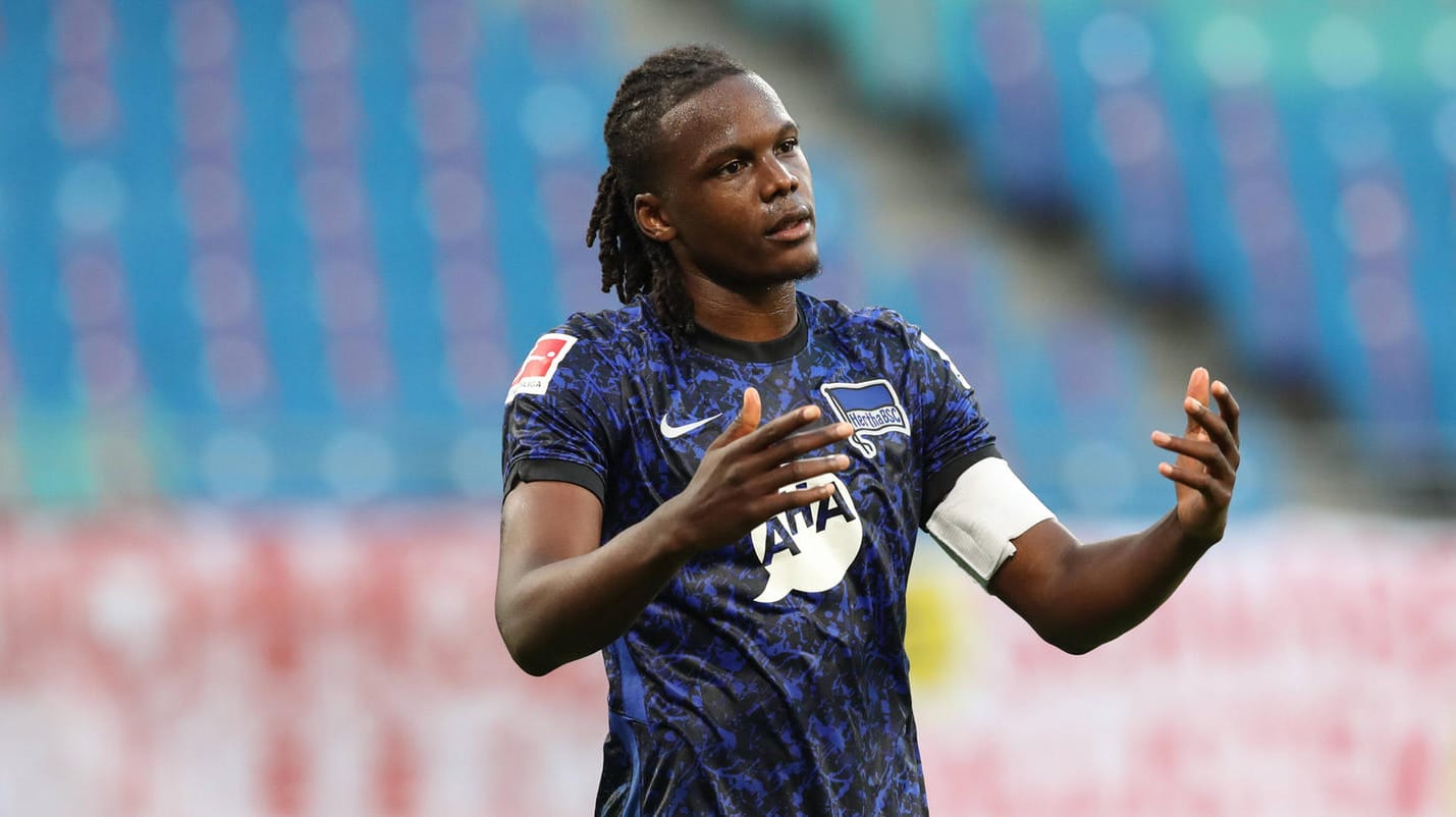 Dedryck Boyata: Hertha BSC wird lange auf den Team-Kapitän verzichten müssen. Dedryck Boyata: Hertha BSC wird lange auf den Team-Kapitän verzichten müssen.