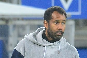 Muss vor dem Heimspiel gegen Jahn Regensburg Ausfälle kompensieren: HSV-Trainer Daniel Thioune.
