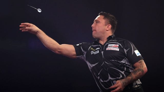 Der walisische Darts-Profi Gerwyn Price in Aktion.