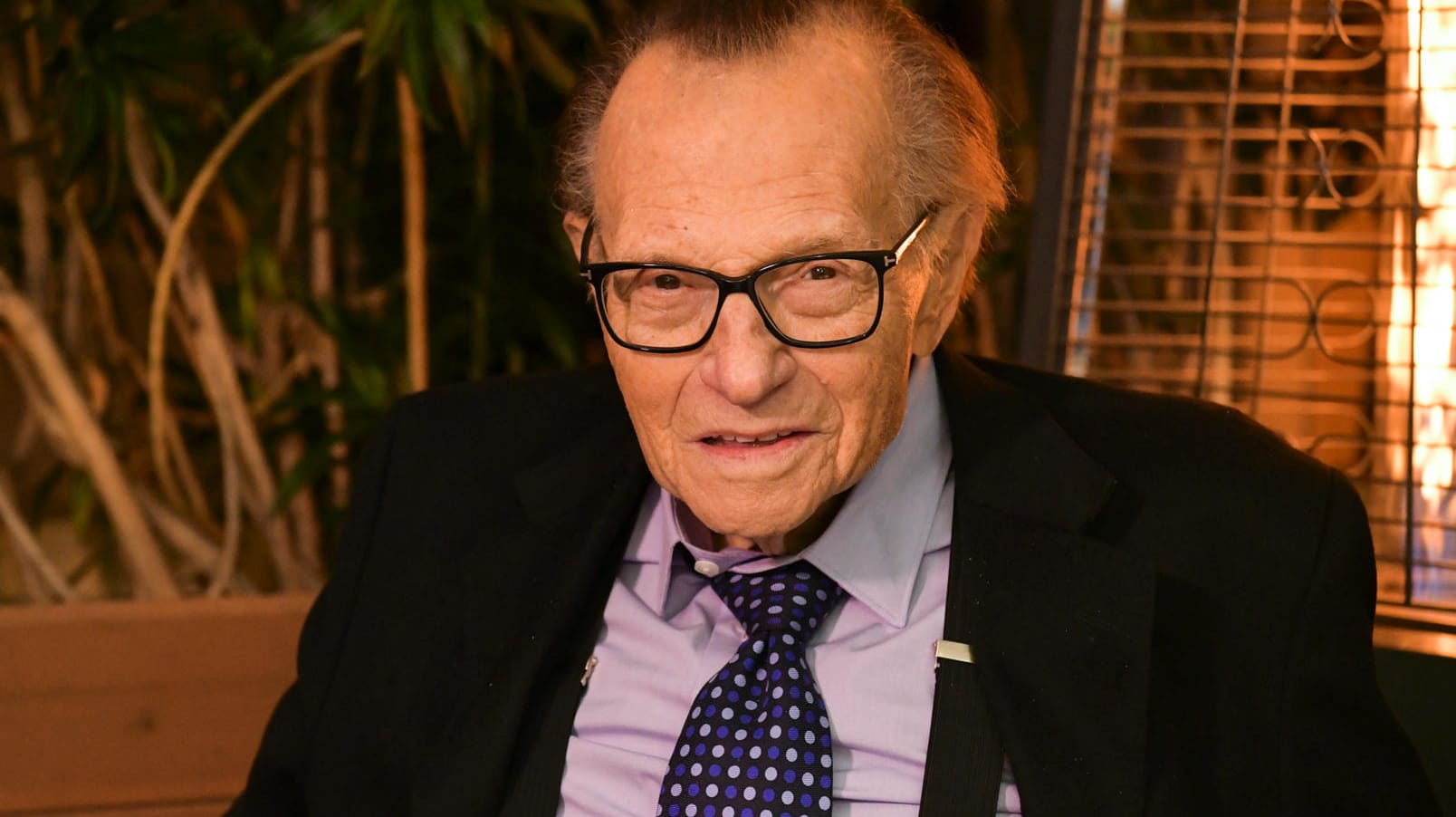 Larry King: Der Moderator hat sich mit dem Coronavirus infiziert.