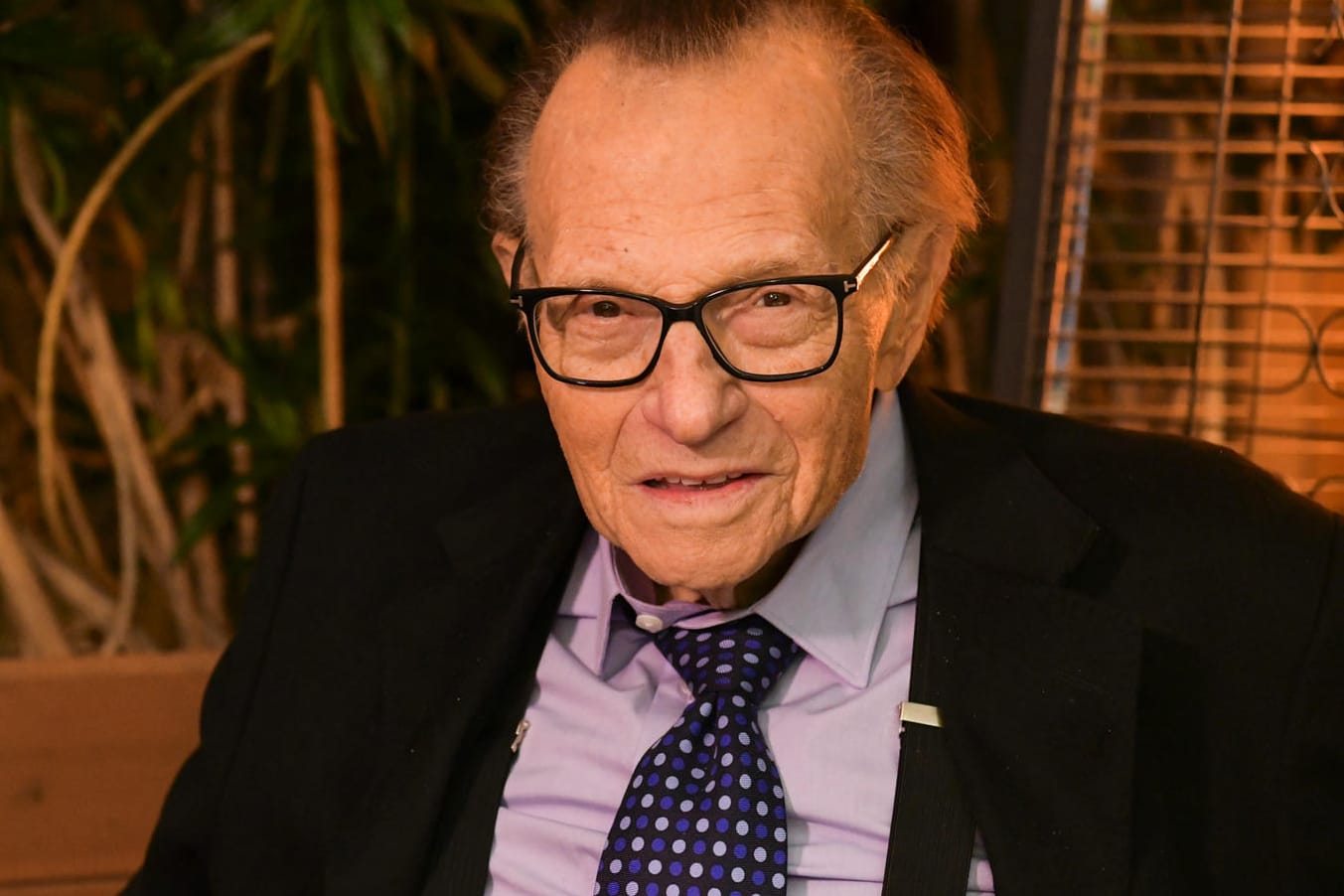 Larry King: Der Moderator hat sich mit dem Coronavirus infiziert.